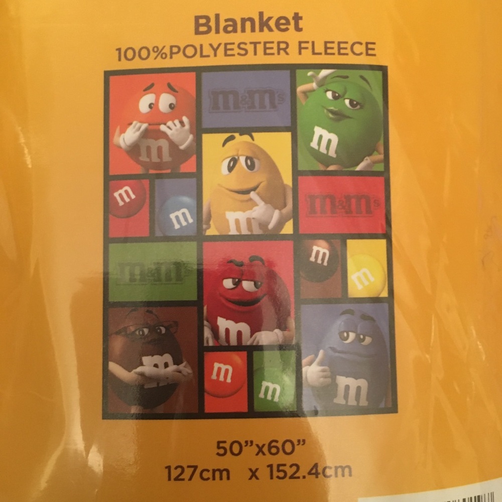 BUNDLE of M&M Fleece Blanket and Tote Bag NEW - Picture 5 of 5